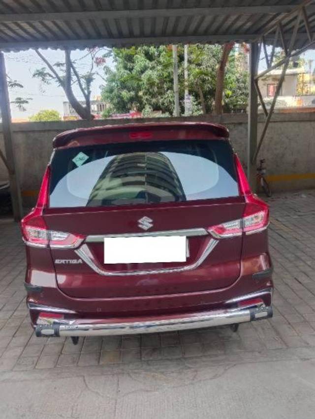 https://images10.gaadi.com/usedcar_image/4504664/original/processed_1d88bd32-4a6c-4168-bea3-b2c223c19b32.jpg?imwidth=6402