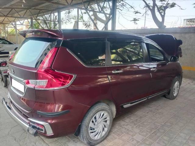 https://images10.gaadi.com/usedcar_image/4504664/original/processed_66891760-a921-4b62-8644-84019d27cea9.jpg?imwidth=6401