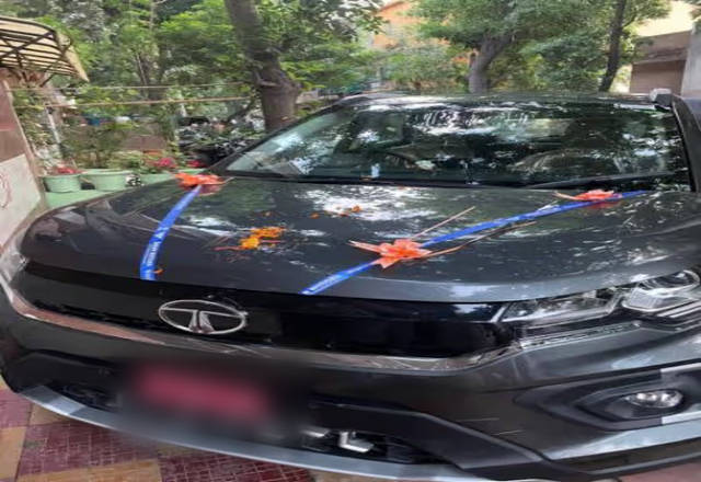 https://images10.gaadi.com/usedcar_image/4504700/original/028f1ff8-c6c6-4d0d-a07d-80f71772b48c.?imwidth=6400
