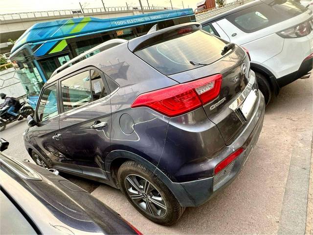 https://images10.gaadi.com/usedcar_image/4504753/original/processed_6b1bce8ecb3c3e4bdd13f8a9975432fc.jpg?imwidth=6402