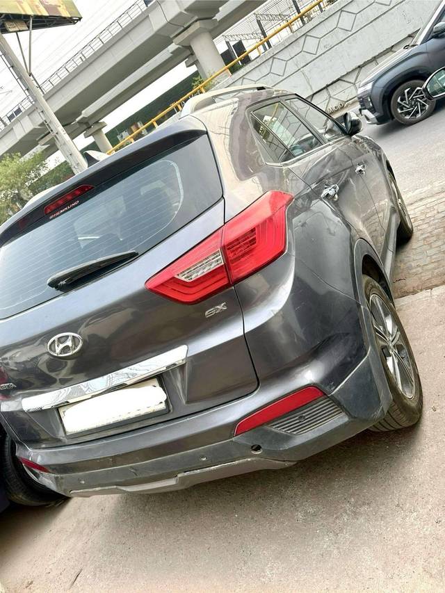 https://images10.gaadi.com/usedcar_image/4504753/original/processed_8e1a85723ccb7303840fc81eeb9bfc82.jpg?imwidth=6401