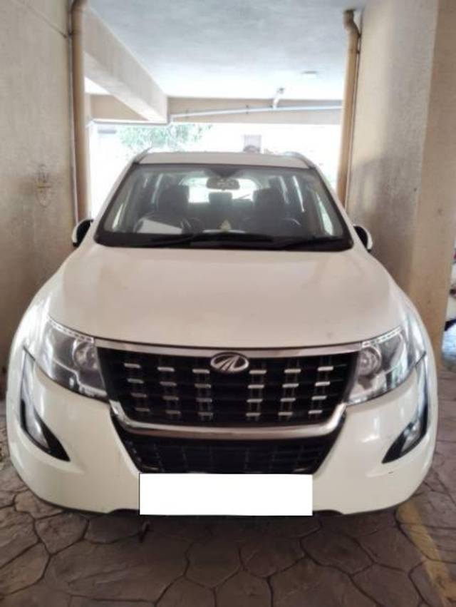 https://images10.gaadi.com/usedcar_image/4505061/original/processed_fa5e603b-cabb-4344-8adc-bc9363f3ff58.jpg?imwidth=6400