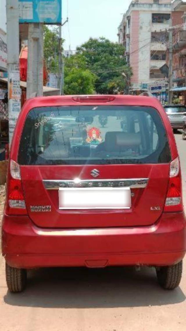 https://images10.gaadi.com/usedcar_image/4505201/original/processed_processed_9c826deb-2a2a-4cc8-a298-29e3223b6fed.jpg?imwidth=6402
