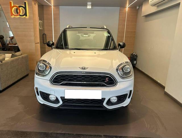 https://images10.gaadi.com/usedcar_image/4505360/original/processed_17714d56362c2c08a7dcb62751781d9a.jpeg?imwidth=6400
