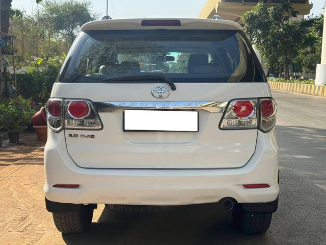 https://images10.gaadi.com/usedcar_image/4505817/original/processed_4ee1e30f94c0f0b538e54ec572e93adb.jpg?imwidth=6401