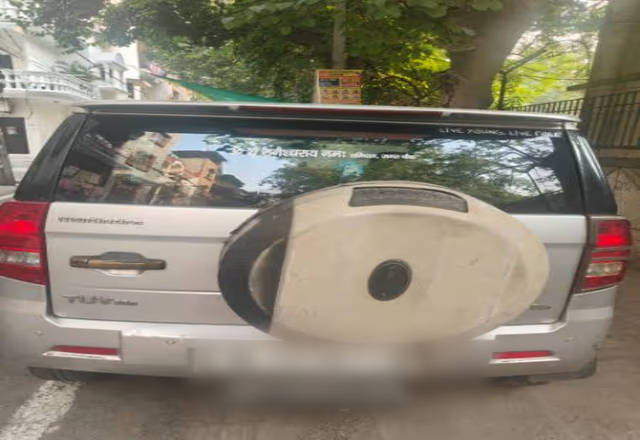 https://images10.gaadi.com/usedcar_image/4505839/original/02318003-ea4b-489f-a845-d3abdcd49c02.?imwidth=6401