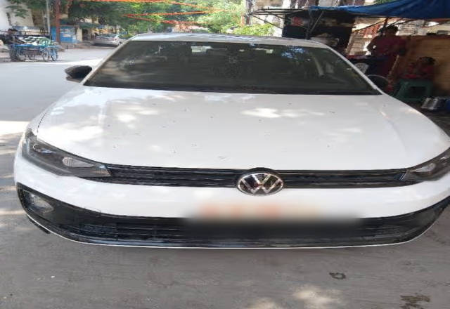 https://images10.gaadi.com/usedcar_image/4505926/original/c34958f6-c65a-412b-a7a4-76b6e7e72add.?imwidth=6400