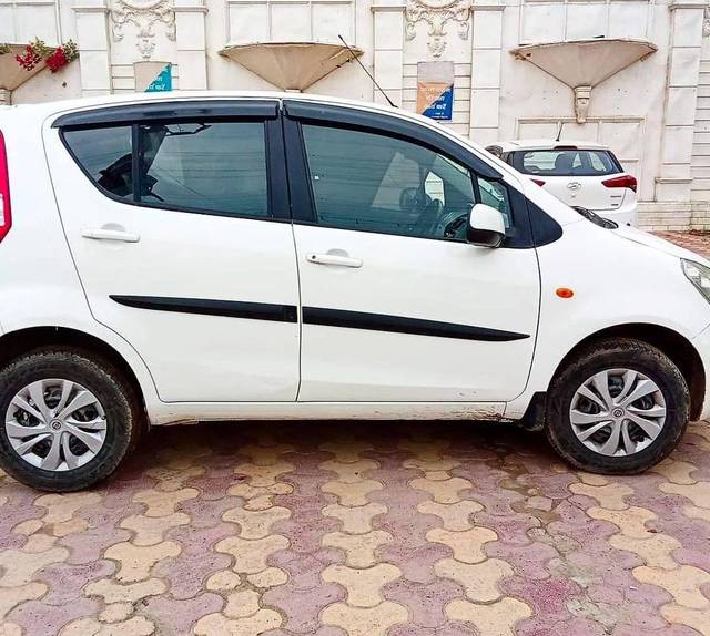 https://images10.gaadi.com/usedcar_image/4506075/original/processed_bb923dcf02aae3d14631246b5c066fa1.jpg?imwidth=6401