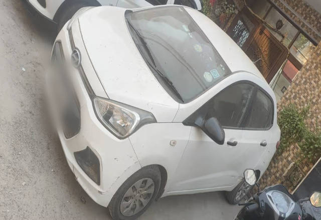 https://images10.gaadi.com/usedcar_image/4506268/original/60ad9403-80aa-4f67-b82c-fe352ef23849.?imwidth=6401