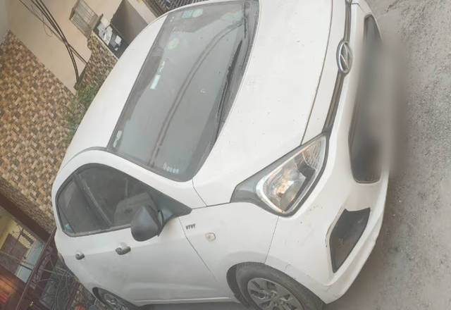 https://images10.gaadi.com/usedcar_image/4506268/original/9f07c1e8-7b6e-4a5e-a7ba-fa9660976fff.?imwidth=6402