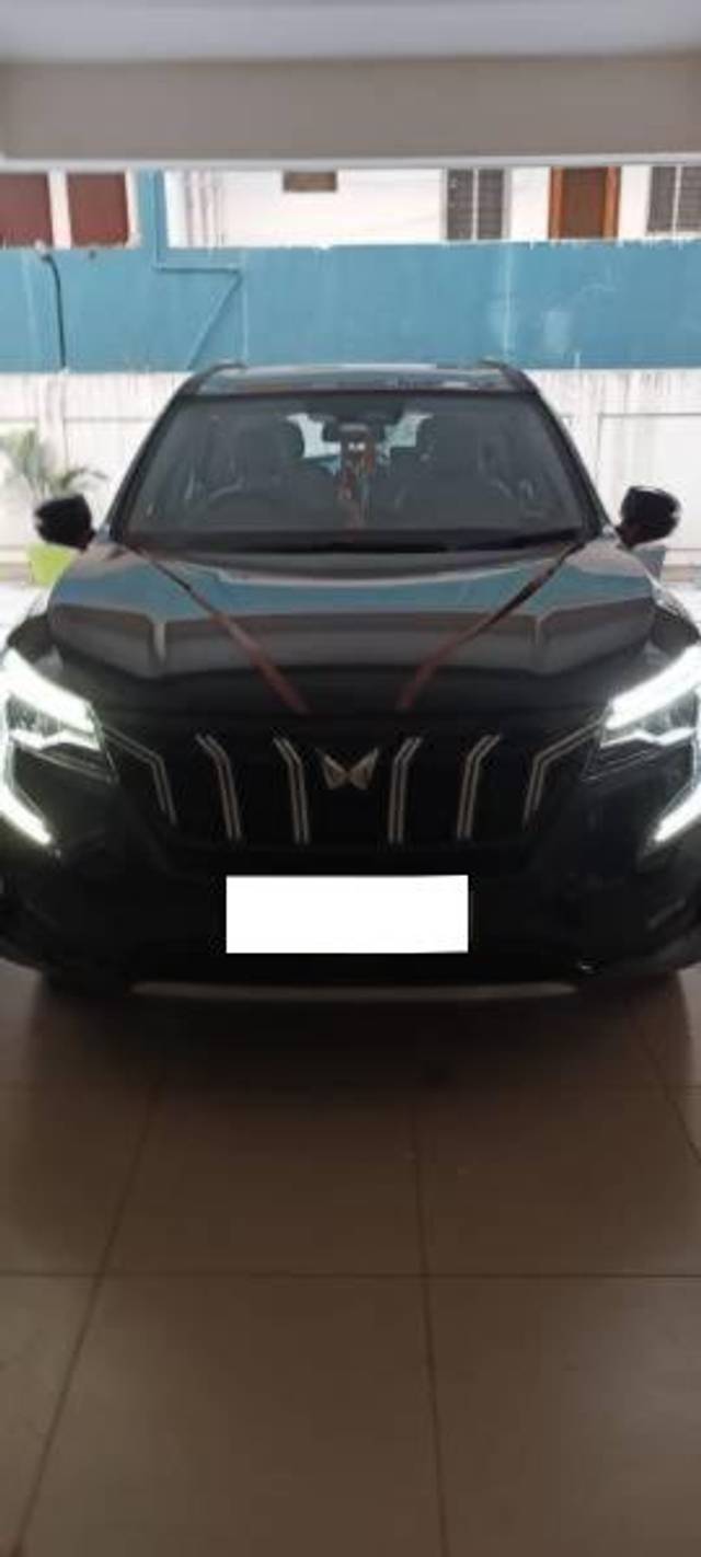 https://images10.gaadi.com/usedcar_image/4506270/original/processed_a911f7ef-a6cb-4582-a399-5329f39852ab.jpg?imwidth=6400
