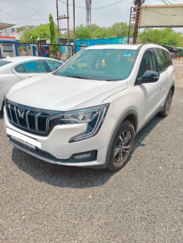 https://images10.gaadi.com/usedcar_image/4506285/original/processed_6e51eae5-06eb-4abd-8508-47aba0768f47.jpg?imwidth=6402