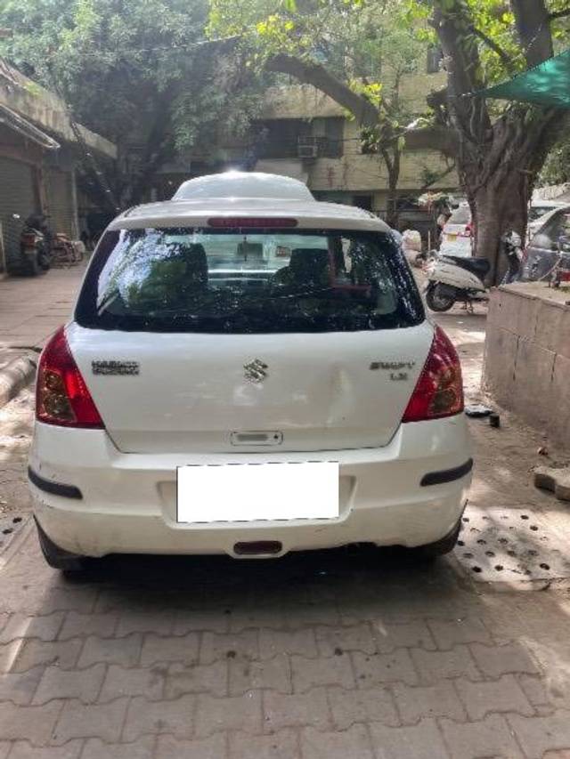 https://images10.gaadi.com/usedcar_image/4506367/original/processed_93a35910-a8cc-4d72-a564-c3d59fa57810.jpeg?imwidth=6401