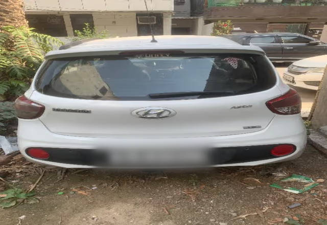 https://images10.gaadi.com/usedcar_image/4506420/original/3e1fba40-e3e4-4e80-bea9-8c367719ec49.?imwidth=6401