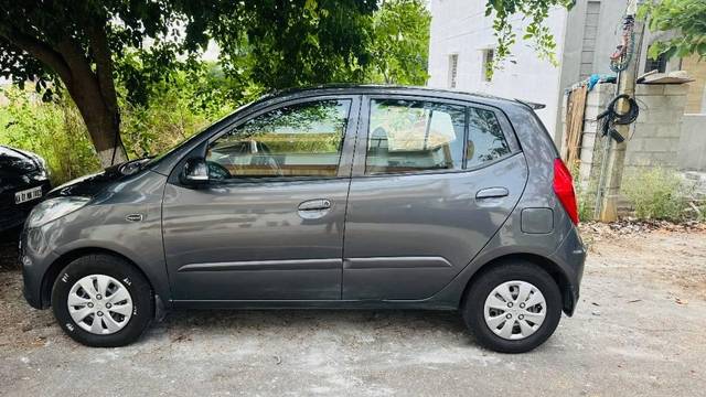 https://images10.gaadi.com/usedcar_image/4506444/original/processed_ec2f7eca-233f-4430-aa10-b2bd497ec96a.jpeg?imwidth=6402
