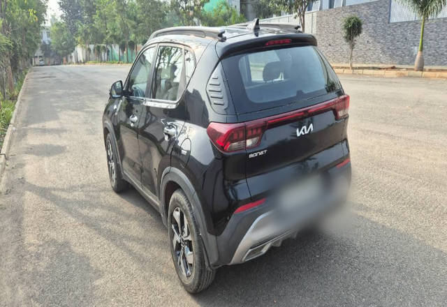 https://images10.gaadi.com/usedcar_image/4506524/original/6e94e184-656c-41d9-ac00-8d1f9576e656.?imwidth=6402