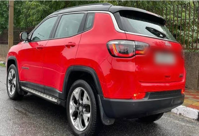 https://images10.gaadi.com/usedcar_image/4506552/original/7ba624bf-c63c-4751-92ee-083674c85ef3.?imwidth=6401