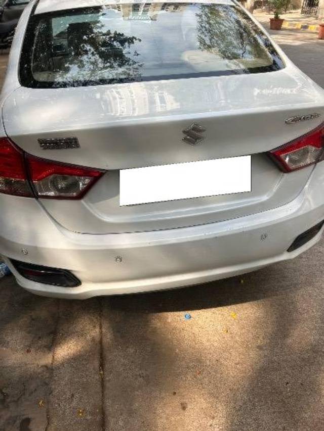 https://images10.gaadi.com/usedcar_image/4506591/original/processed_3ca99679-a452-4f3a-be6b-ebaac7ef28e1.jpeg?imwidth=6400