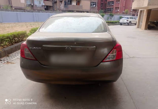 https://images10.gaadi.com/usedcar_image/4506608/original/d4fc8bf8-5d0d-4351-b6ff-81a7947b0c06.?imwidth=6401