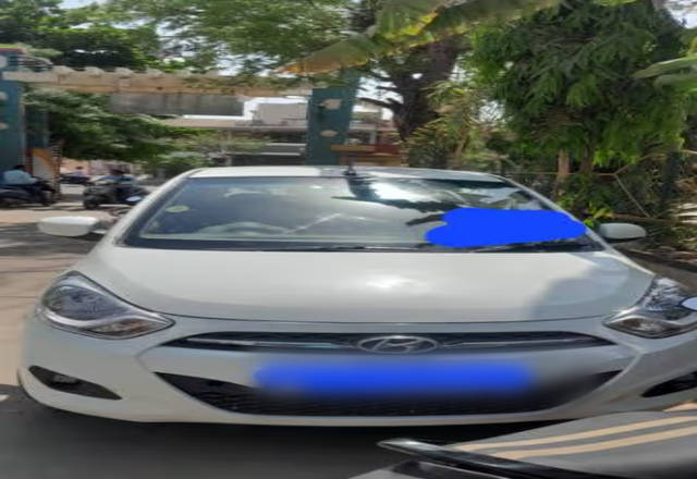 https://images10.gaadi.com/usedcar_image/4506655/original/42f8d7f4-ef4c-4f3b-8d36-f9756449ab11.?imwidth=6402