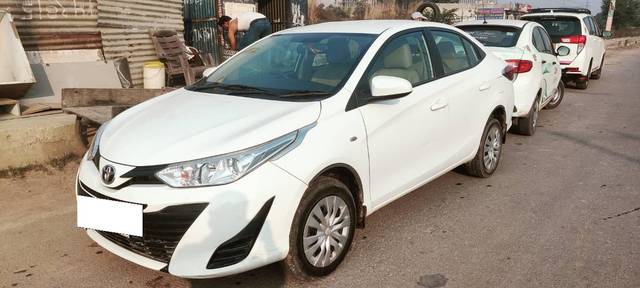 https://images10.gaadi.com/usedcar_image/4506669/original/processed_c88b1bb9-204d-402b-9bcb-6dfda2e69d57.jpg?imwidth=6400