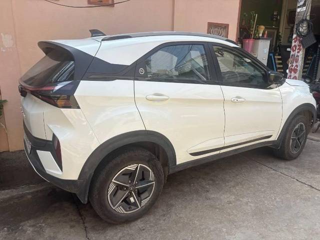 https://images10.gaadi.com/usedcar_image/4506702/original/processed_38c79d66-4495-422b-85b5-ca756ef18afd.jpeg?imwidth=6400