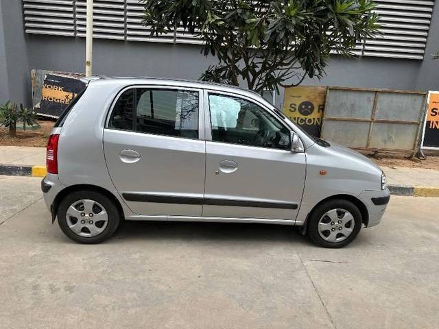 https://images10.gaadi.com/usedcar_image/4506755/original/processed_b78d503f-1f16-4dfc-a590-643713b4b525.jpg?imwidth=6401