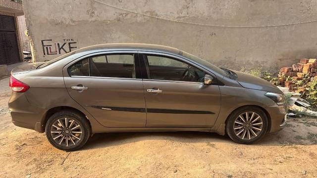 https://images10.gaadi.com/usedcar_image/4506799/original/processed_8f50f8aa-f21f-4c60-af78-24942465a2f9.jpeg?imwidth=6400