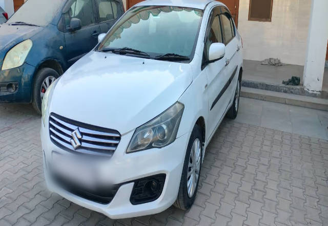 https://images10.gaadi.com/usedcar_image/4506851/original/73727569-6245-4cb6-b7b7-66a946484798.?imwidth=6401