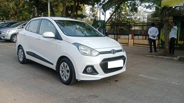 https://images10.gaadi.com/usedcar_image/4507018/original/processed_e337b92f701bfff7bc5f711ec5b1dd5a.jpg?imwidth=6400