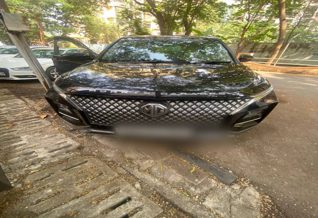 https://images10.gaadi.com/usedcar_image/4507052/original/7a2c0cf2-243e-4507-b6bd-817f83121787.?imwidth=6400