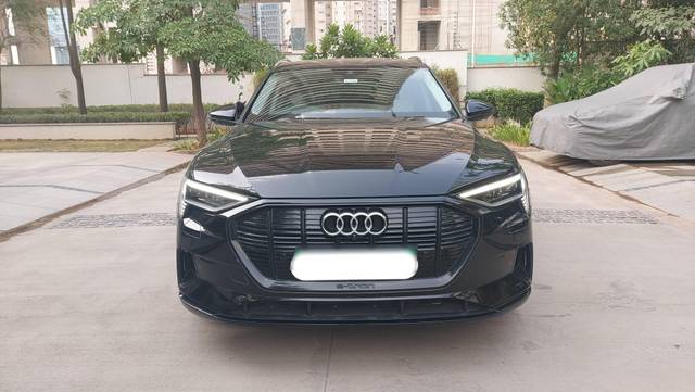 https://images10.gaadi.com/usedcar_image/4507186/original/processed_80e187d43c00de8cf675ec3f2ba45ace.jpg?imwidth=6400