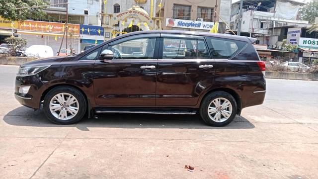https://images10.gaadi.com/usedcar_image/4507266/original/processed_acbf80418407e1aa89b8e3fa63f73a00.jpg?imwidth=6402