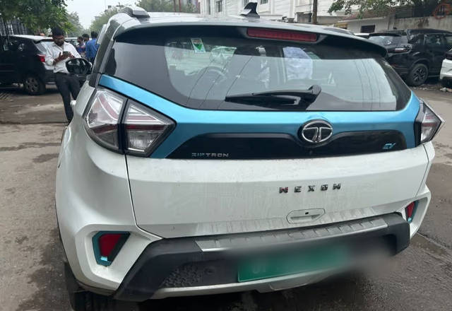 https://images10.gaadi.com/usedcar_image/4507460/original/7d0e48c9-c662-41ed-b195-20c18ffdf841.?imwidth=6401