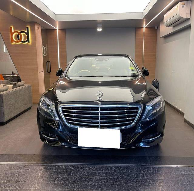 https://images10.gaadi.com/usedcar_image/4507614/original/processed_d7fe0adbd3354cded66d1984e21aeb92.jpeg?imwidth=6400
