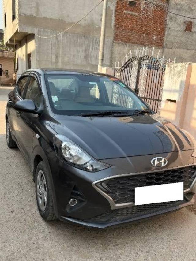 https://images10.gaadi.com/usedcar_image/4507730/original/processed_ca57fe24-9748-49cf-b825-3e1c644f7379.jpeg?imwidth=6400