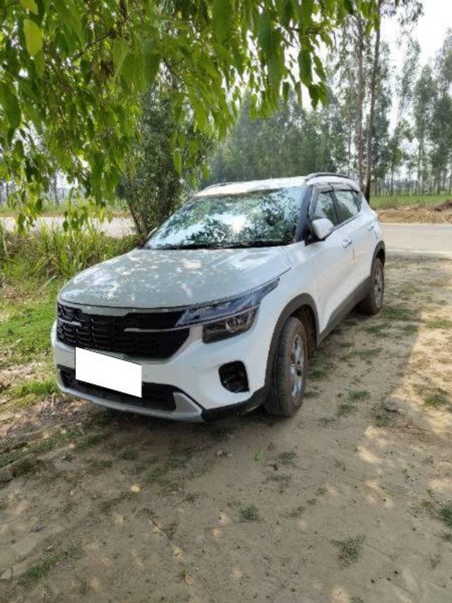 https://images10.gaadi.com/usedcar_image/4507827/original/processed_61e0f721-e47e-4eff-a187-fd408408970b.jpg?imwidth=6400