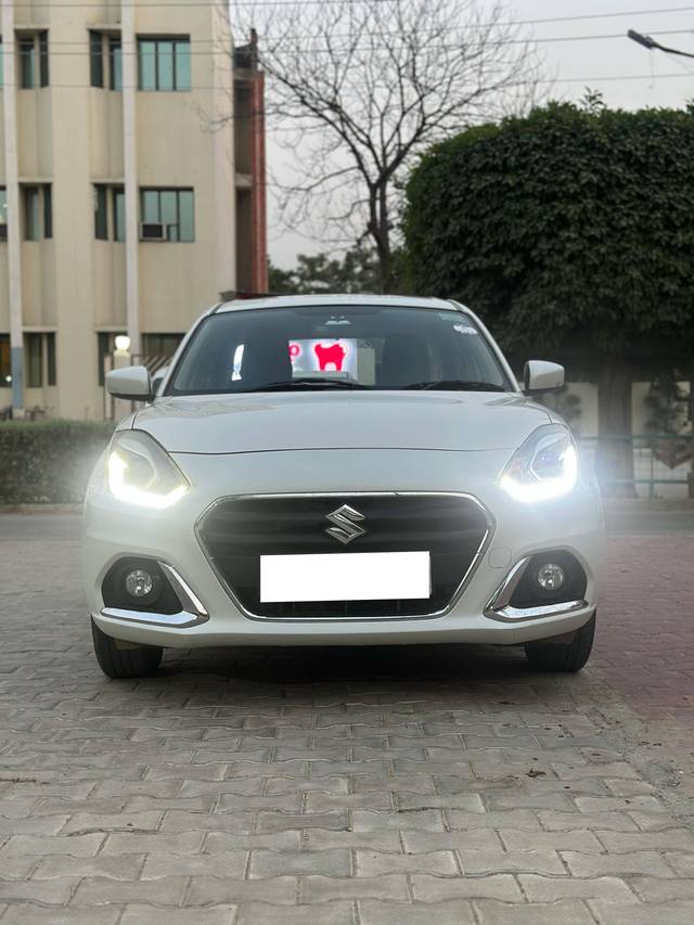 https://images10.gaadi.com/usedcar_image/4507901/original/processed_a3cdfab0886b4790ad7ba49b2a3424a6.jpg?imwidth=6402