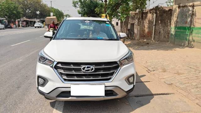 https://images10.gaadi.com/usedcar_image/4508080/original/processed_19f9a43e-8f11-4ab4-9374-5b7c80614dd6.jpg?imwidth=6401
