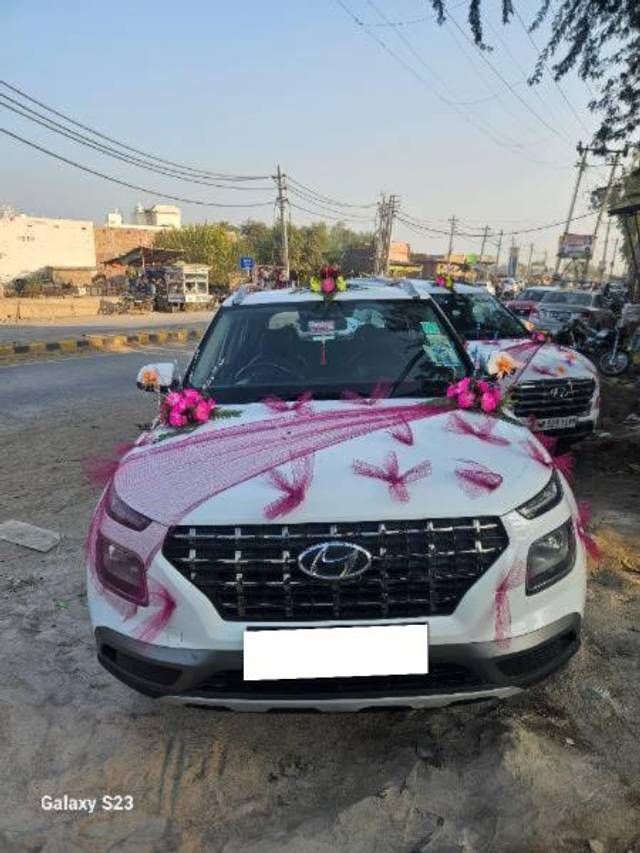 https://images10.gaadi.com/usedcar_image/4508110/original/processed_c53a1d0f-b074-480d-9bc3-c1865c8a7a22.jpg?imwidth=6400