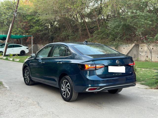 https://images10.gaadi.com/usedcar_image/4508130/original/processed_42777791-e8ae-470b-af79-f6cf07a4509d.jpg?imwidth=6402