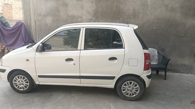https://images10.gaadi.com/usedcar_image/4508133/original/13f22ae9-03cf-4685-b367-cdda338fddf2.jpg?imwidth=6401