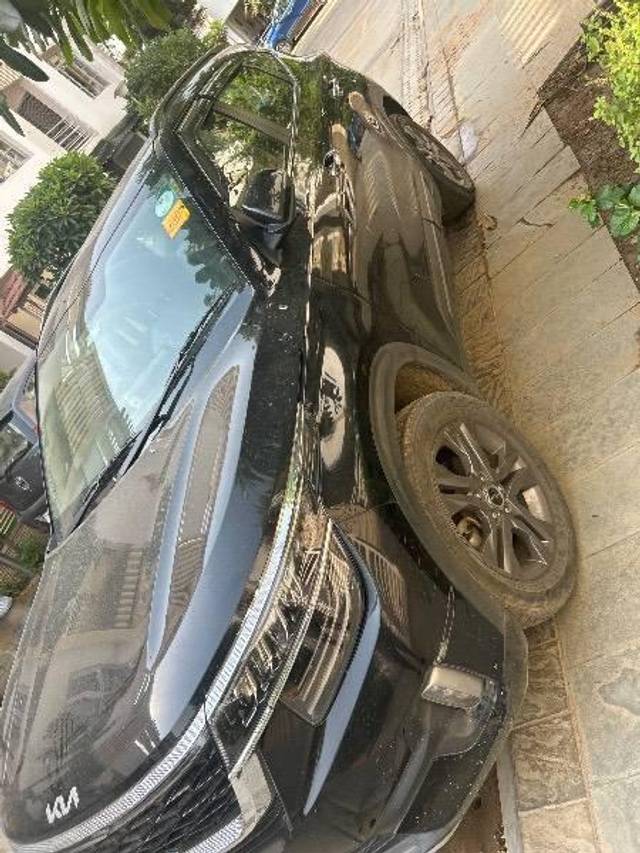 https://images10.gaadi.com/usedcar_image/4508338/original/processed_8383dc29-81aa-4171-a38c-23c34f2a00ff.jpg?imwidth=6401