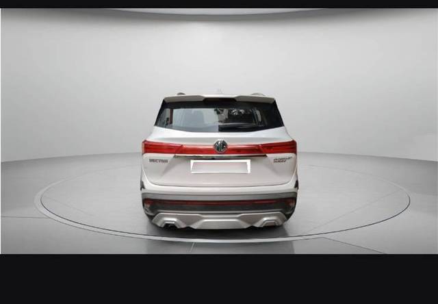 https://images10.gaadi.com/usedcar_image/4508361/original/processed_f5eb81da-1cdf-4bce-a0ef-a8f5e16d79a1.jpeg?imwidth=6400