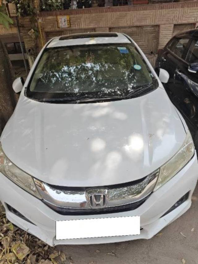 https://images10.gaadi.com/usedcar_image/4508409/original/processed_b7f1318f-0505-496c-a47f-82fa3cdcf2bd.jpg?imwidth=6400
