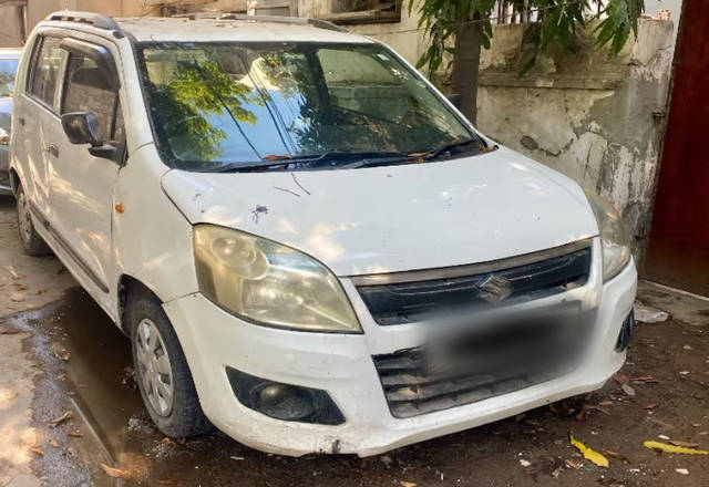 https://images10.gaadi.com/usedcar_image/4508456/original/ae86eb75-95f6-4fff-9670-c60fa20fbda6.?imwidth=6400