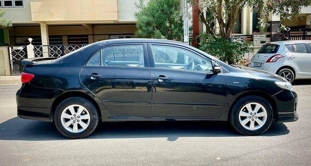 https://images10.gaadi.com/usedcar_image/4508489/original/processed_fbeda651afeb67eca99a5916f0c5d97e.jpg?imwidth=6401