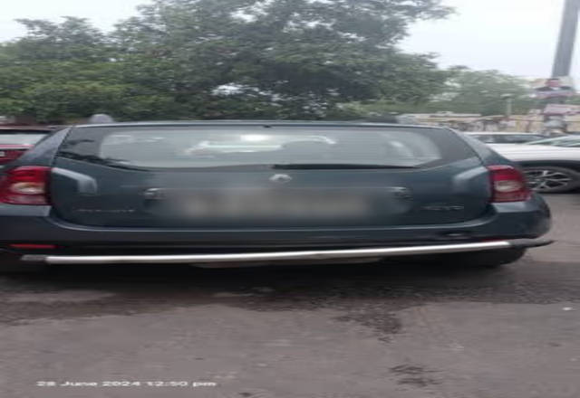 https://images10.gaadi.com/usedcar_image/4508601/original/a89203f7-9c4c-449b-ad33-36f38e2ec3ca.?imwidth=6402