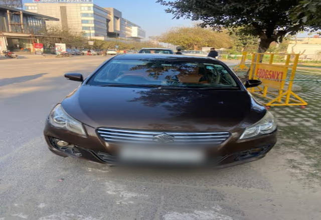 https://images10.gaadi.com/usedcar_image/4508654/original/354783cf-2310-4dea-afe2-65d72b7659ce.?imwidth=6400