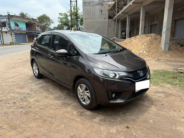 https://images10.gaadi.com/usedcar_image/4508659/original/processed_365f2679753efe414491b9b2a56da879.jpg?imwidth=6400